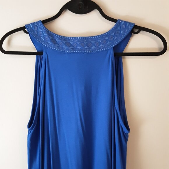 Cable & Gauge New! Blue Sleeveless Top Blouse Size Med. - Picture 6 of 13